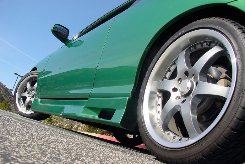 Seguro para carro rebaixado: confira as regras e como funciona