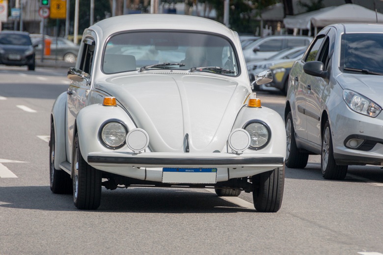 Entenda como funciona seguro para carros com mais de 20 anos