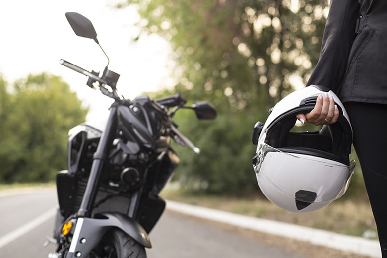 Seguro de Moto vs. Proteção Veicular: Guia Prático para a melhor escolha